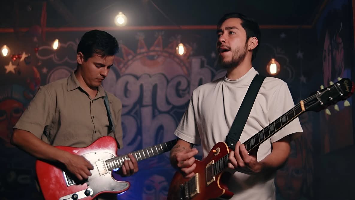 Cantante y Guitarrista de la banda cartaginesa Rain Sound