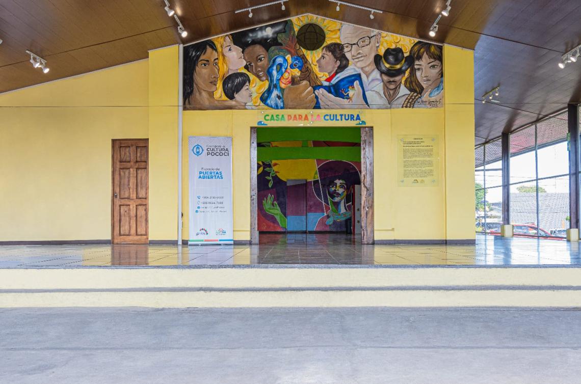 Fachada Casa para la Cultura Pococí